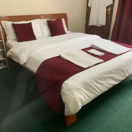Jeyem Home Stays-Greenshade Ναϊρόμπι Εξωτερικό φωτογραφία