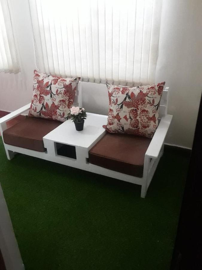 Jeyem Home Stays-Greenshade Ναϊρόμπι Εξωτερικό φωτογραφία